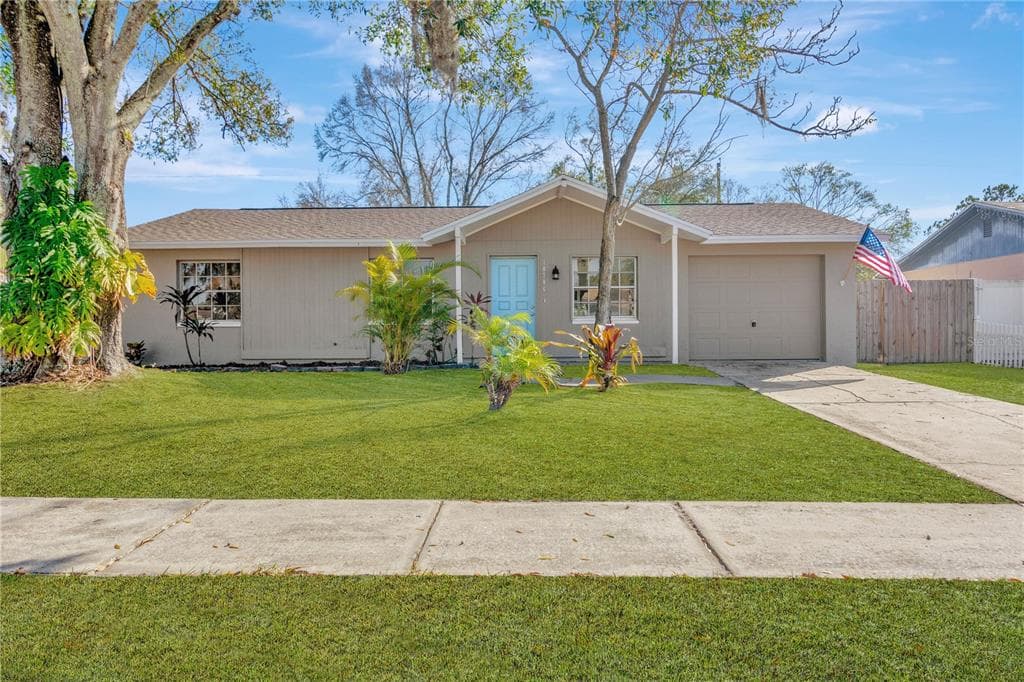 10706 AIRVIEW DRIVE TAMPA, FL 33625