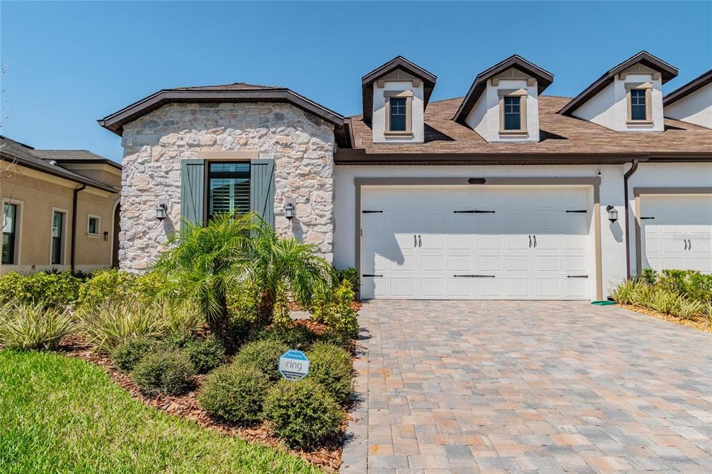 4245 BARLETTA COURT WESLEY CHAPEL, FL 33543