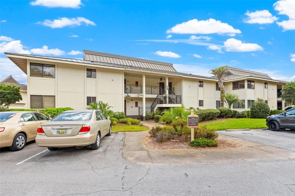 29200 BAY HOLLOW DRIVE UNIT 3290/3292 WESLEY CHAPEL, FL 33543