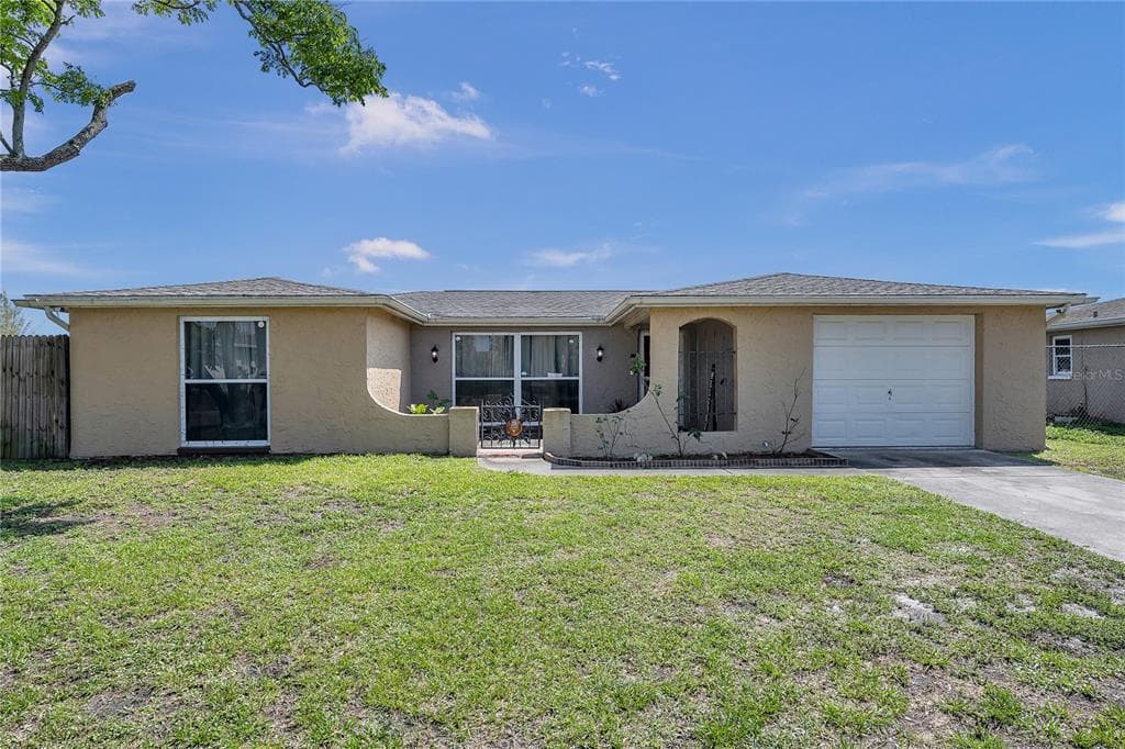 7420 FOX HOLLOW DRIVE