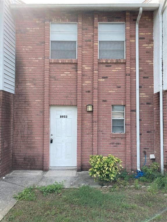 8953 COCHISE LANE PORT RICHEY, FL 34668