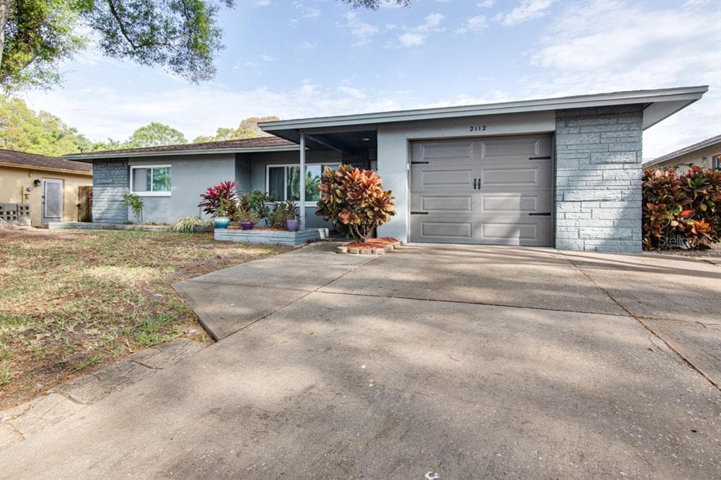 2112 SCOTLAND DRIVE CLEARWATER, FL 33763