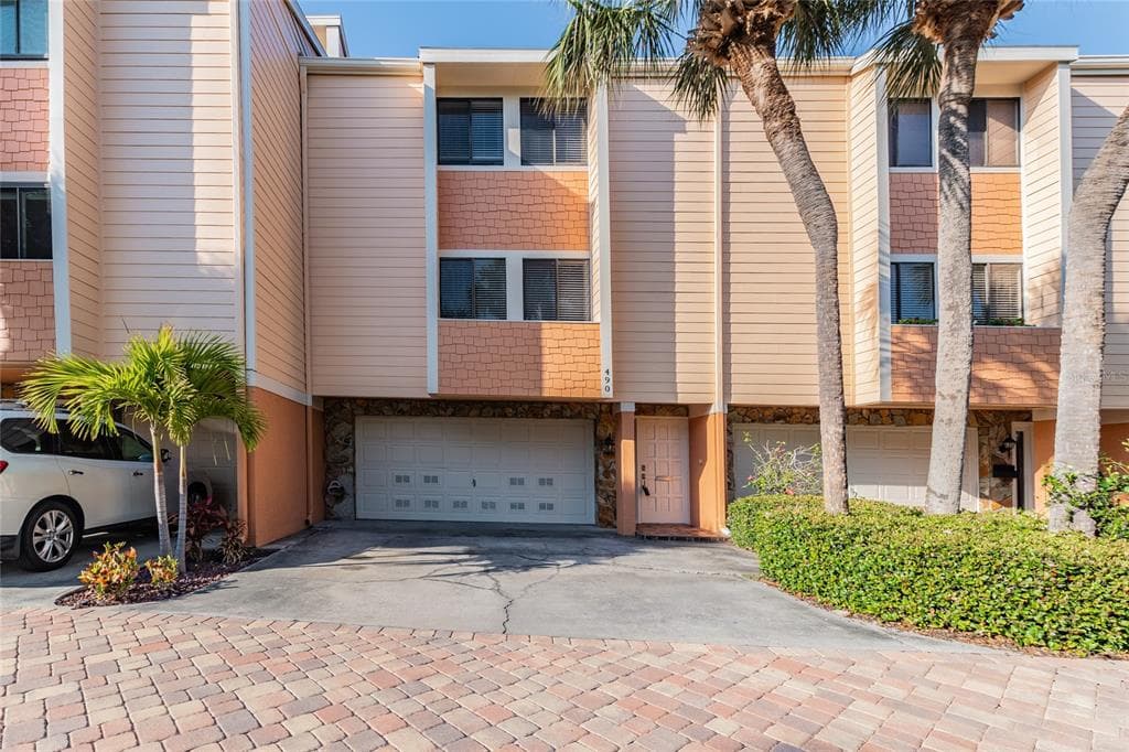 490 SANDY HOOK ROAD TREASURE ISLAND, FL 33706