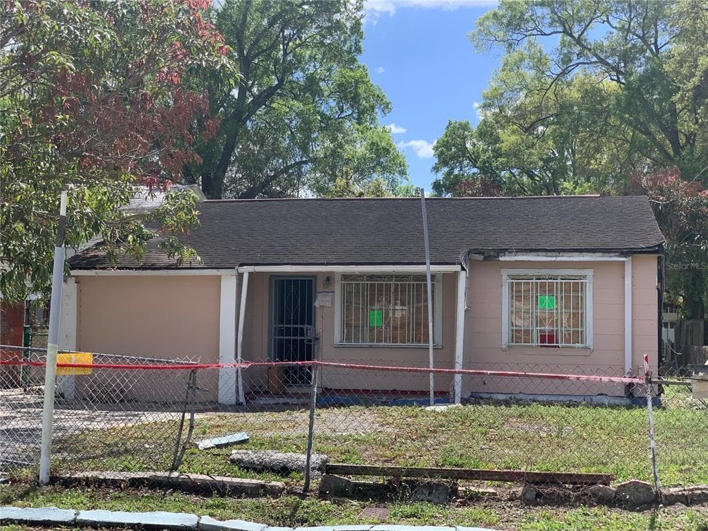 202 W KIRBY STREET TAMPA, FL 33604