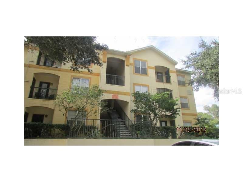 5612 PINNACLE HEIGHTS CIRCLE UNIT 303 TAMPA, FL 33624