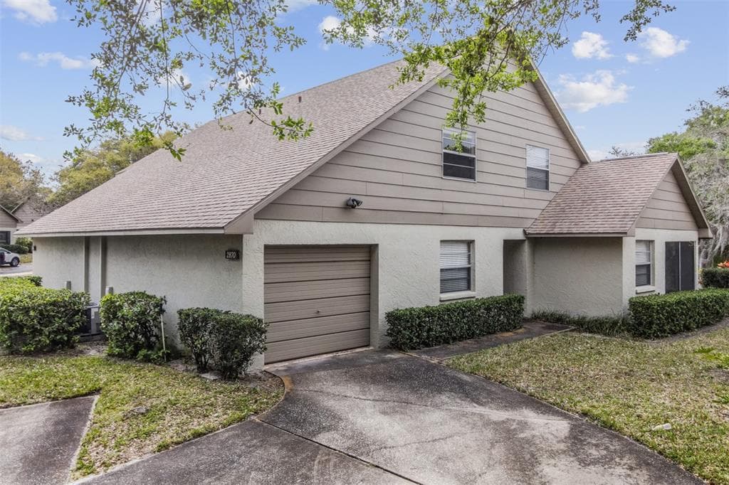 2870 RAMPART CIRCLE CLEARWATER, FL 33761