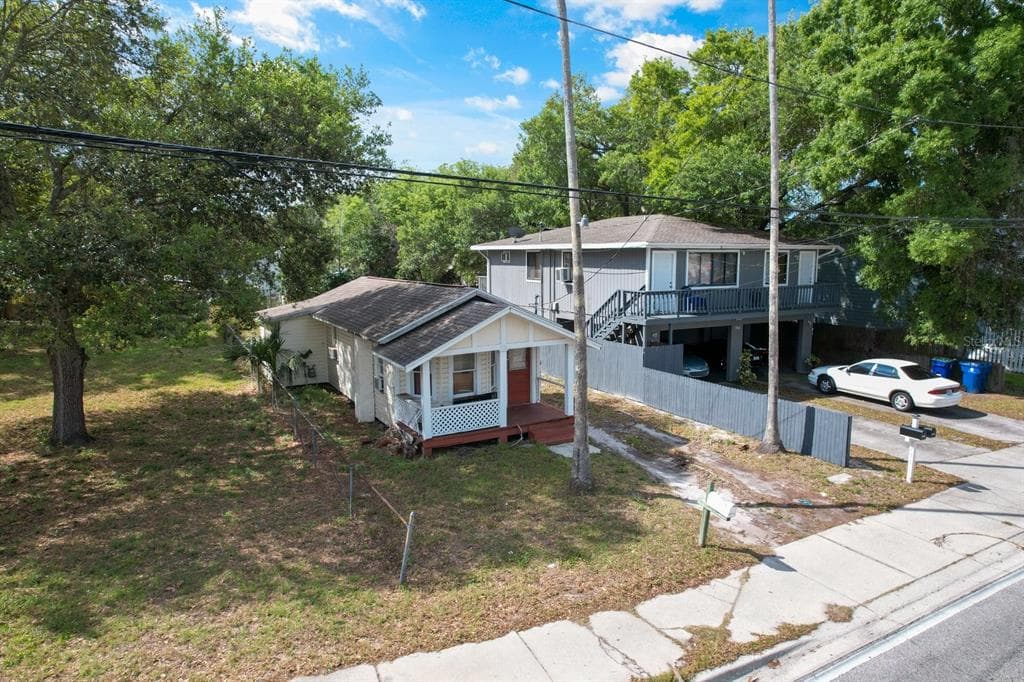 715 WYATT STREET CLEARWATER, FL 33756