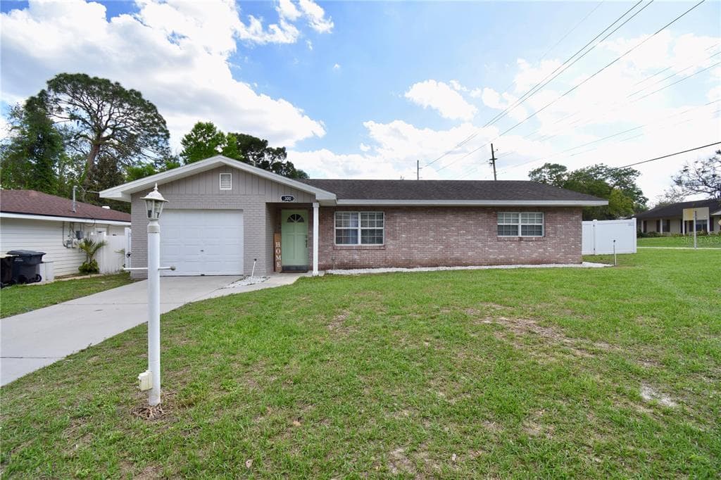300 BAYOU ROAD WINTER HAVEN, FL 33884