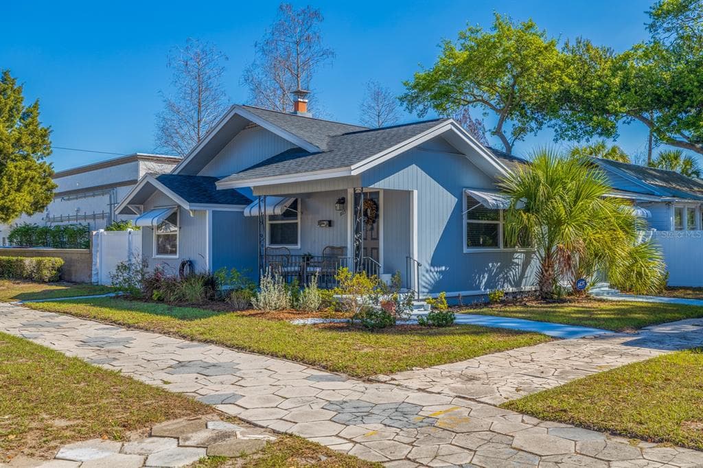 803 10TH STREET N ST PETERSBURG, FL 33705
