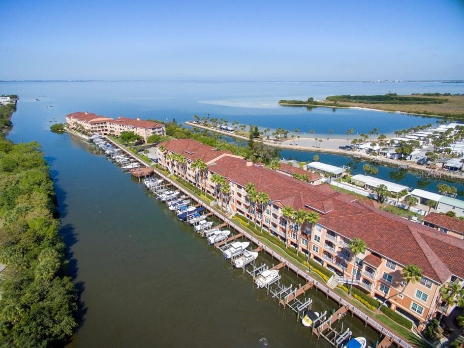 5000 CULBREATH KEY WAY UNIT 8125 TAMPA, FL 33611
