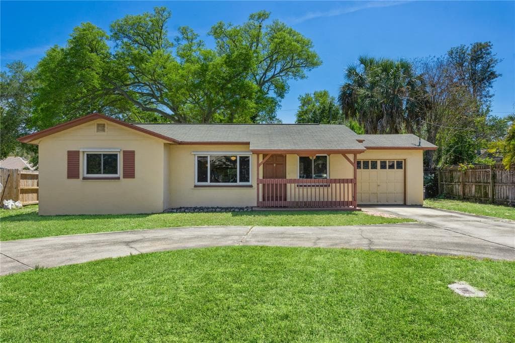 14704 SUNSET DRIVE