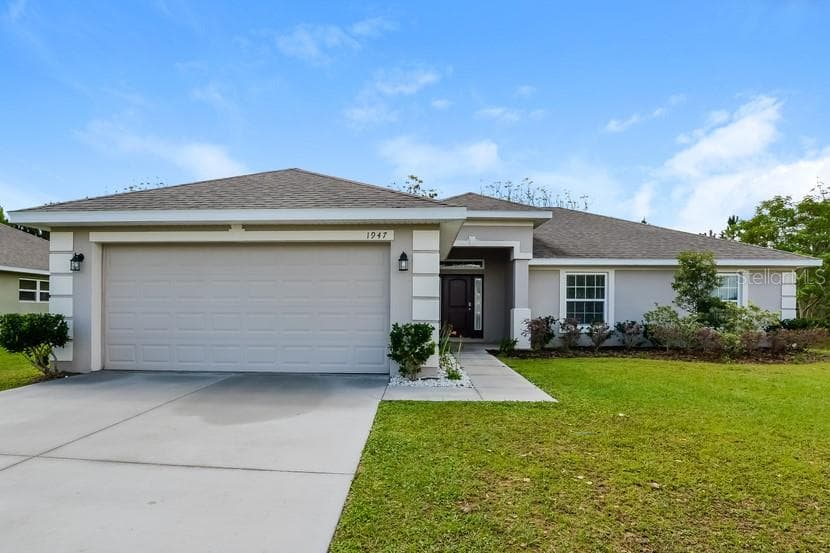 1947 ANGEL FISH LOOP LEESBURG, FL 34748