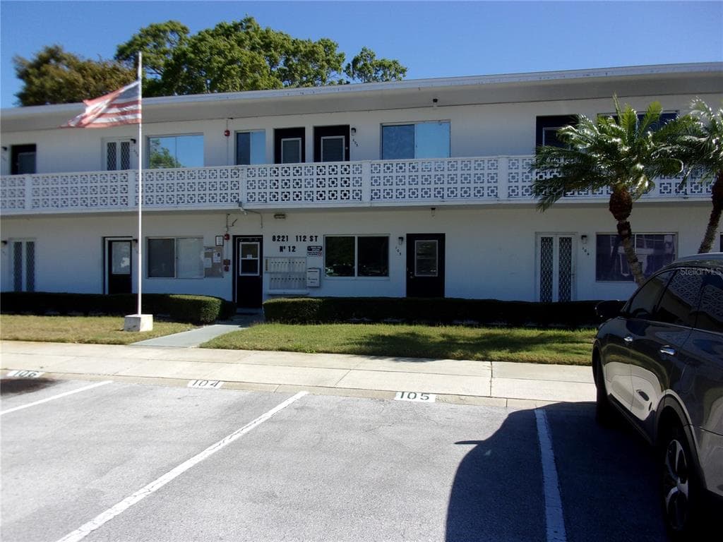 8221 112TH STREET UNIT 203 SEMINOLE, FL 33772