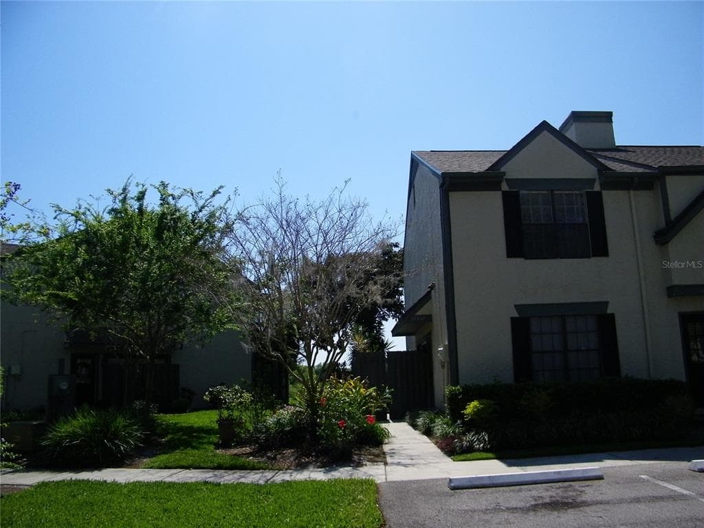 16550 BRIGADOON DRIVE TAMPA, FL 33618