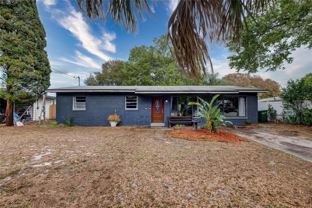 4721 W WISCONSIN AVENUE TAMPA, FL 33616