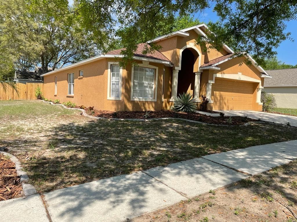 3308 PINE TOP DRIVE VALRICO, FL 33594
