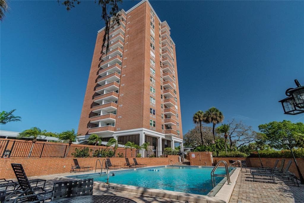 4015 BAYSHORE BOULEVARD UNIT 3D TAMPA, FL 33611