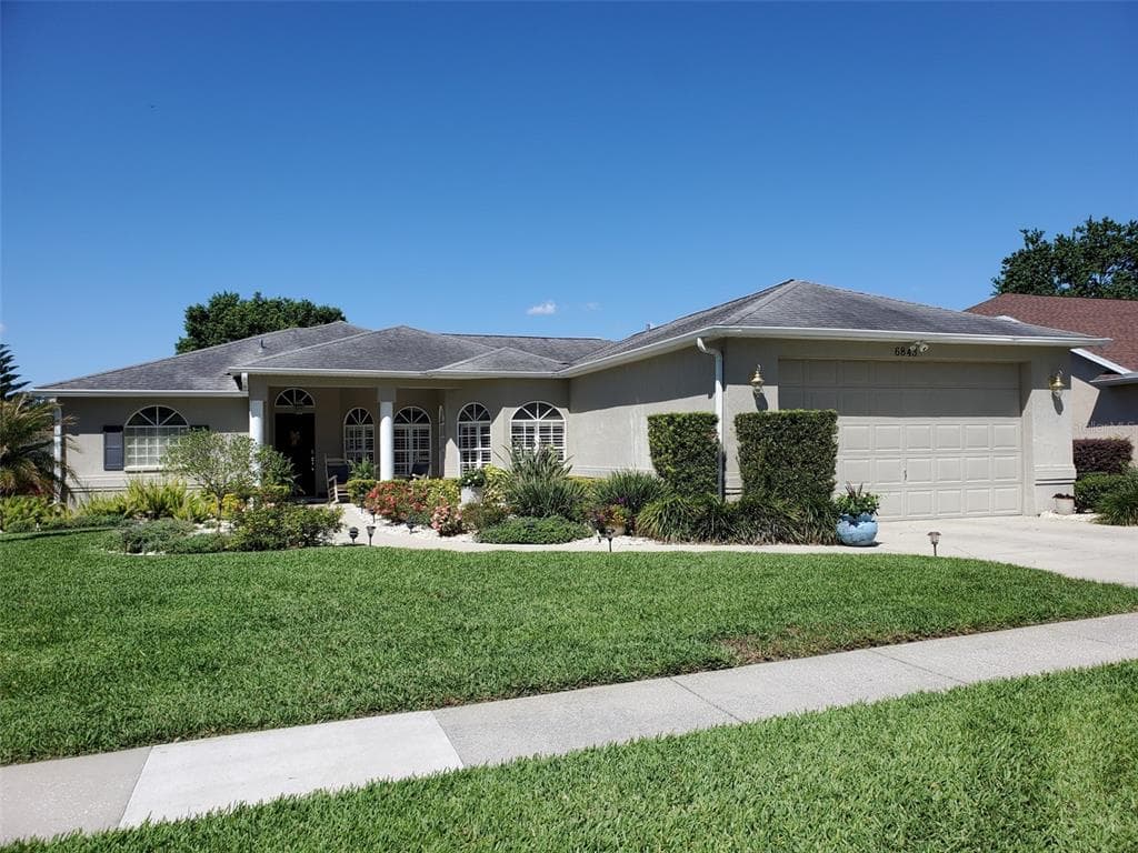 6843 STEPHENS PATH ZEPHYRHILLS, FL 33542