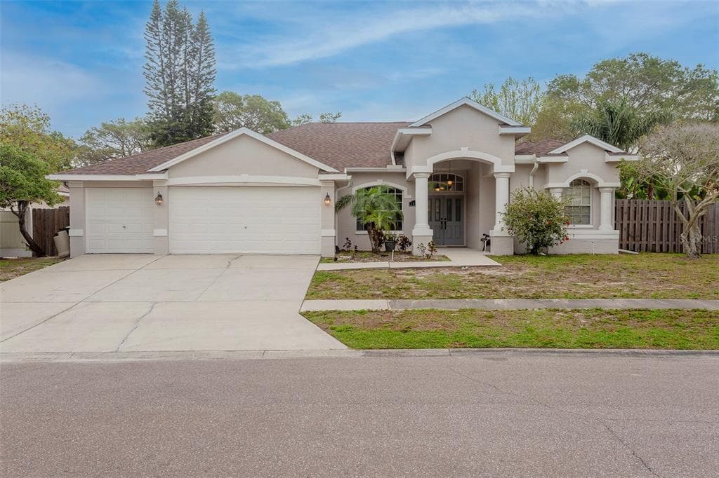 2608 BELLHURST DRIVE DUNEDIN, FL 34698