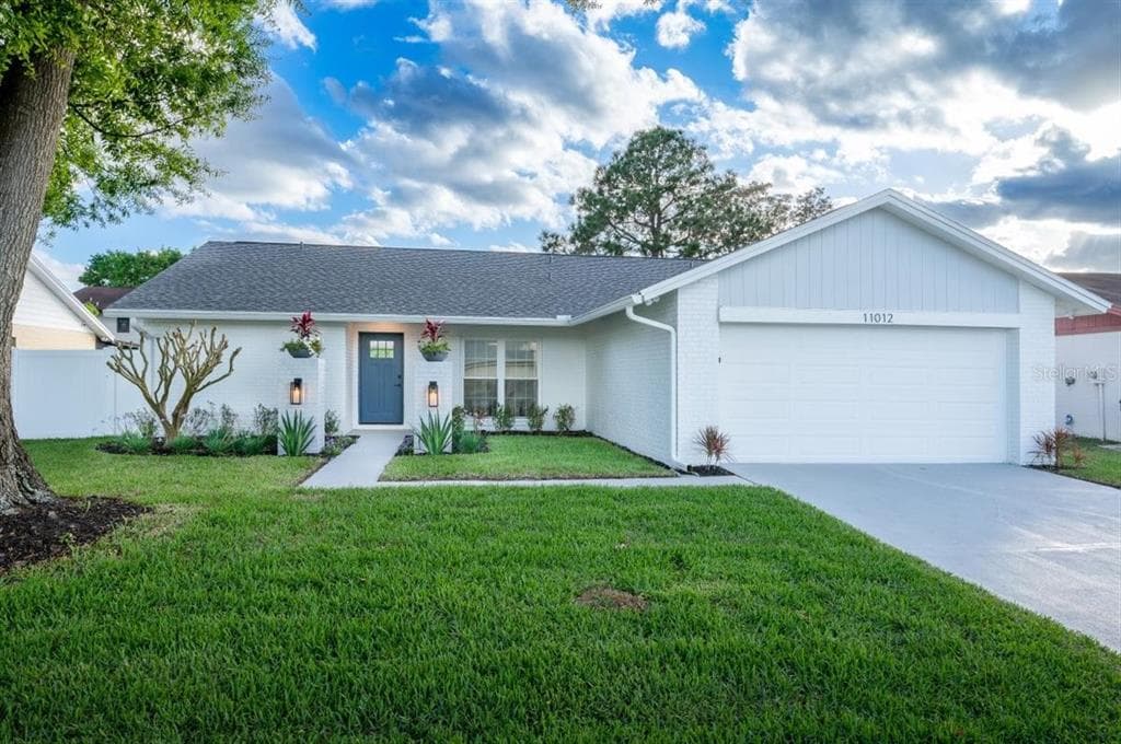 11012 ASHBOURNE CIRCLE TAMPA, FL 33624