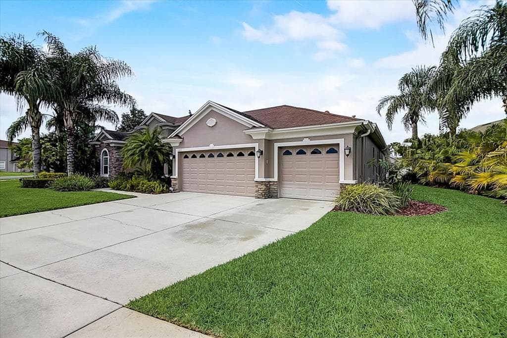3213 MARBLE CREST DRIVE LAND O LAKES, FL 34638