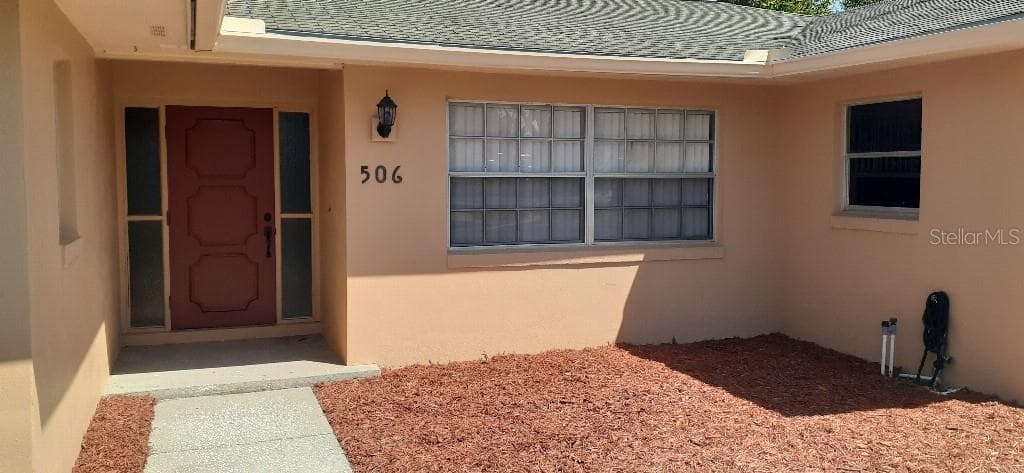 506 MAHOGANY DRIVE SEFFNER, FL 33584