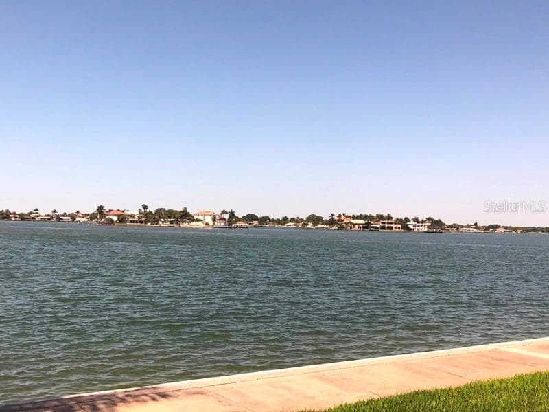 7920 SUN ISLAND DRIVE S UNIT 102 SOUTH PASADENA, FL 33707