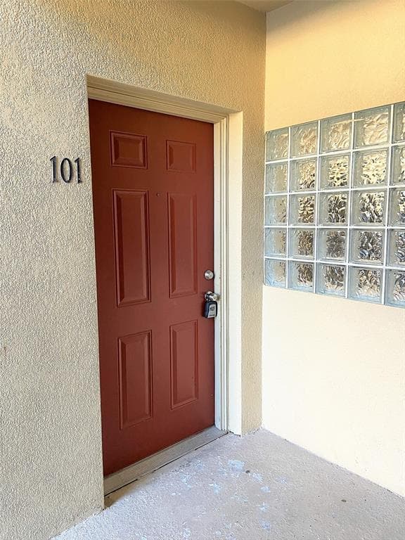 9536 NEWDALE WAY UNIT 101 RIVERVIEW, FL 33578