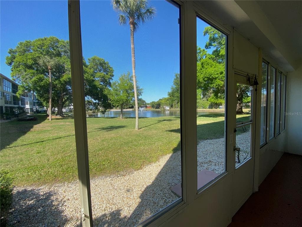 8055 112TH STREET UNIT 106 SEMINOLE, FL 33772