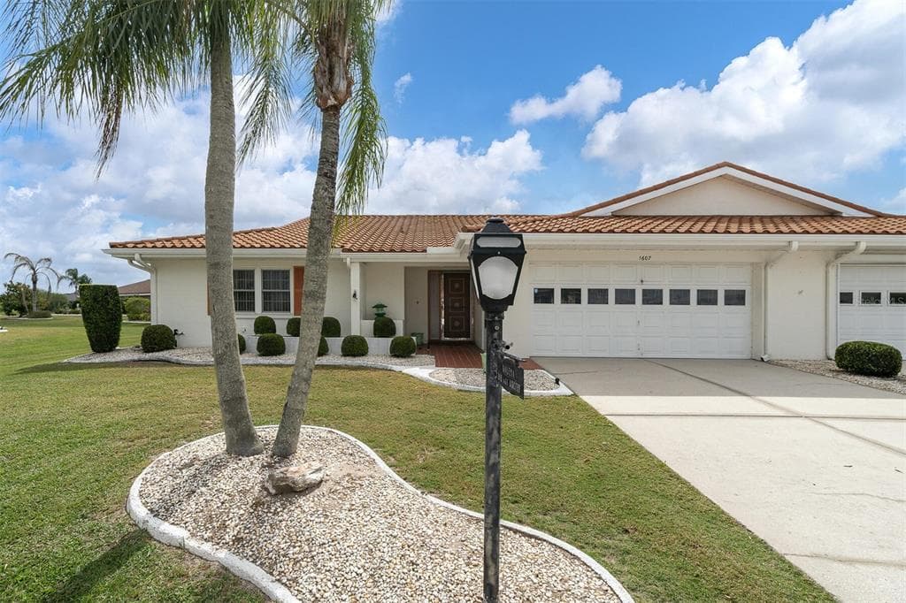 1607 WOODMAR DRIVE