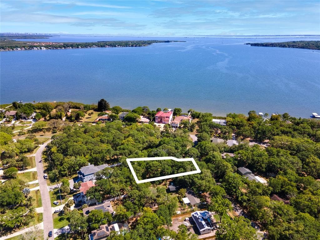 DUANE AVENUE OLDSMAR, FL 34677