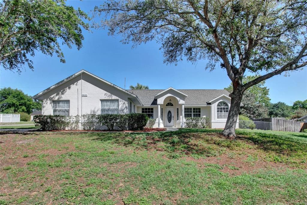 3001 COLFAX STREET EUSTIS, FL 32726