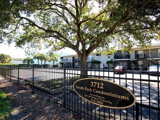 3712 W WISCONSIN AVENUE UNIT 204 TAMPA, FL 33611