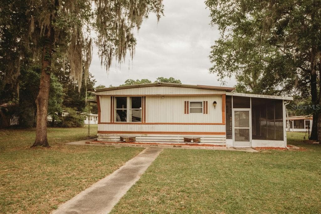 1520 N LITTLE CARMEN TERRACE INVERNESS, FL 34453