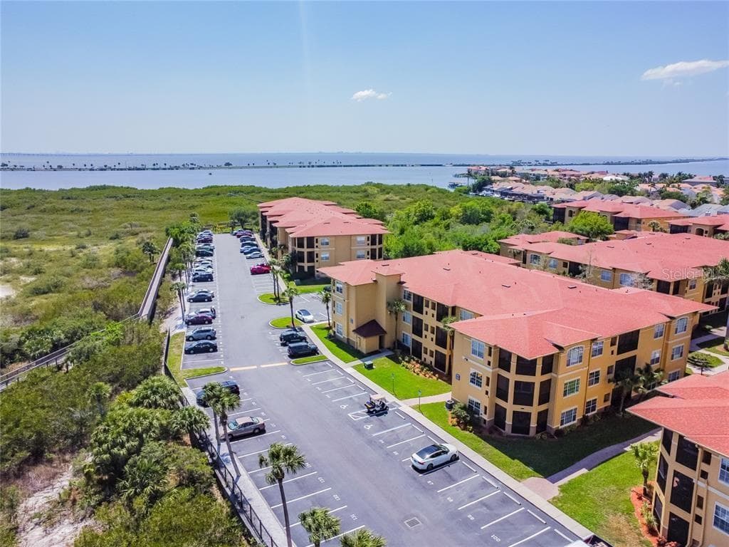 4323 BAYSIDE VILLAGE DRIVE UNIT 219 TAMPA, FL 33615