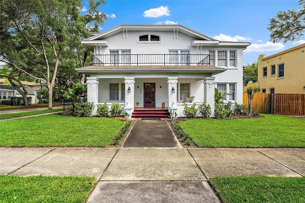 925 14TH AVENUE N ST PETERSBURG, FL 33705