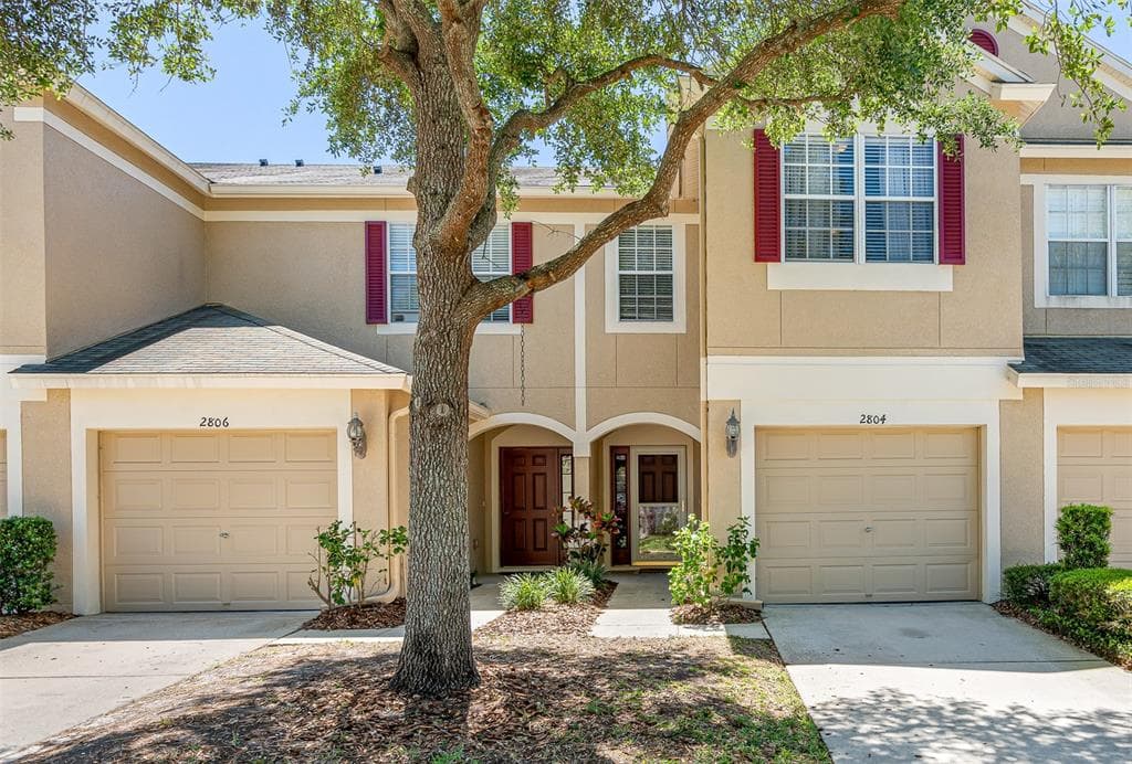 2804 CONCH HOLLOW DRIVE BRANDON, FL 33511