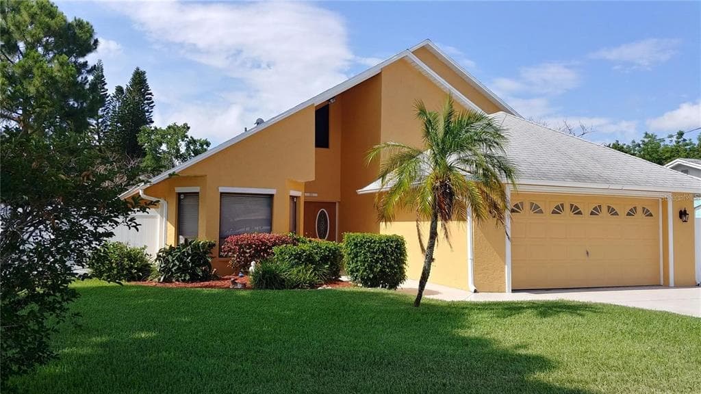 3911 W ELMWOOD TERRACE TAMPA, FL 33616