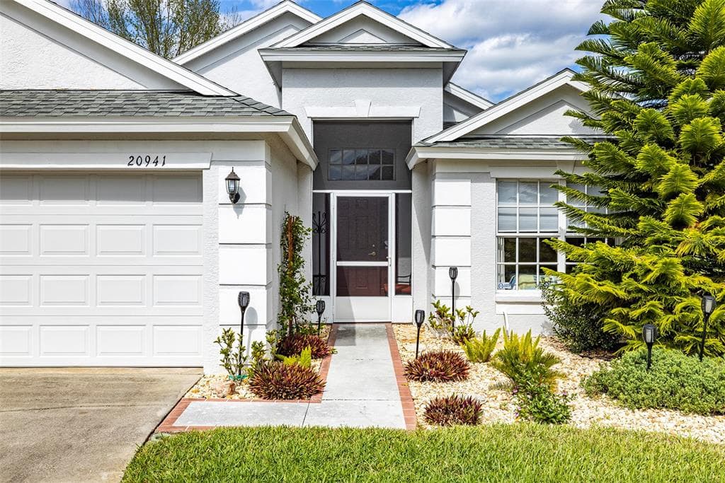 20941 SUNSWEET LAND O LAKES, FL 34637