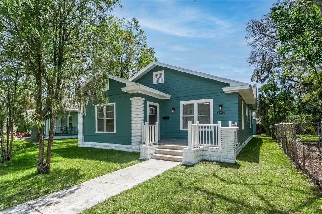 4820 8TH AVENUE S ST PETERSBURG, FL 33711