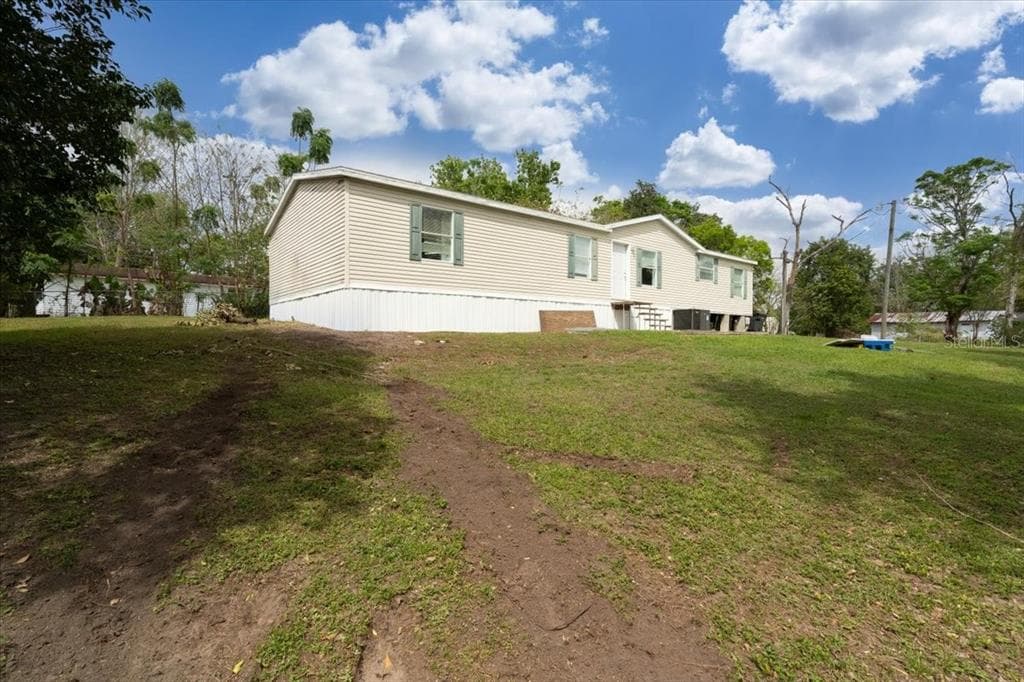 3243 KIRK STREET LAKELAND, FL 33801