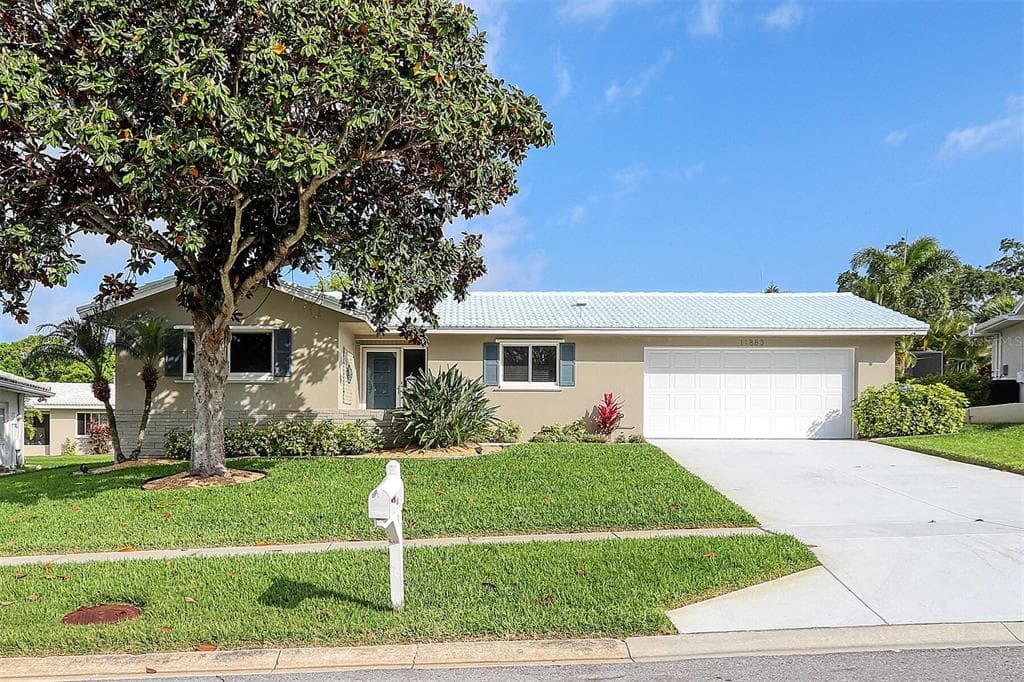 11883 67TH AVENUE SEMINOLE, FL 33772