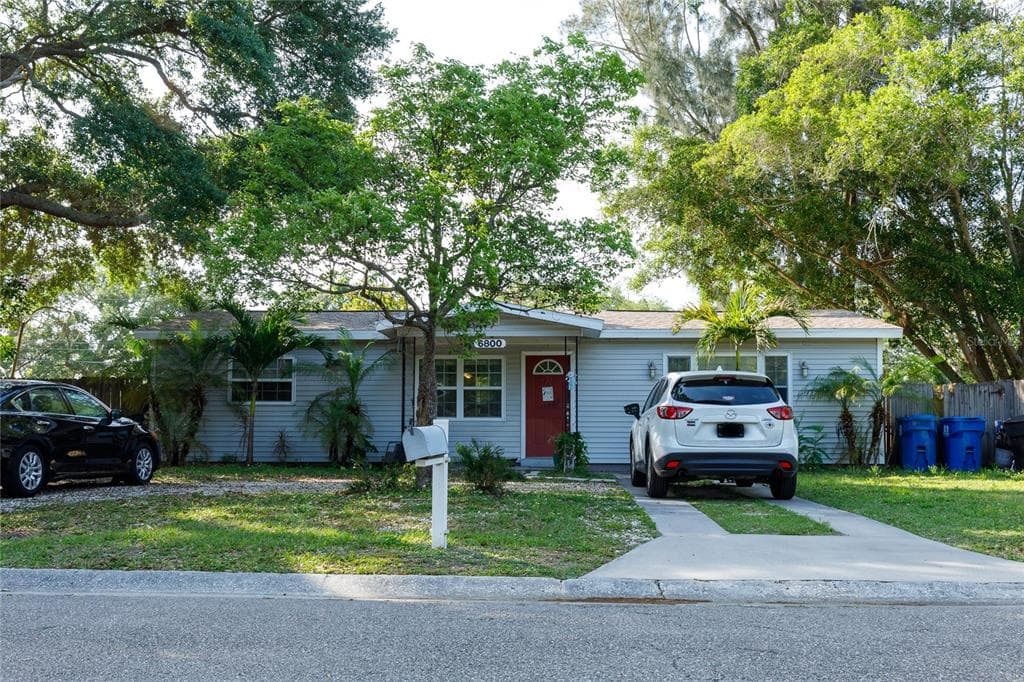 6800 13TH STREET N ST PETERSBURG, FL 33702