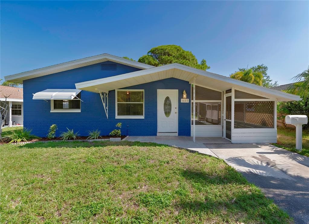 627 GARLAND STREET N ST PETERSBURG, FL 33703
