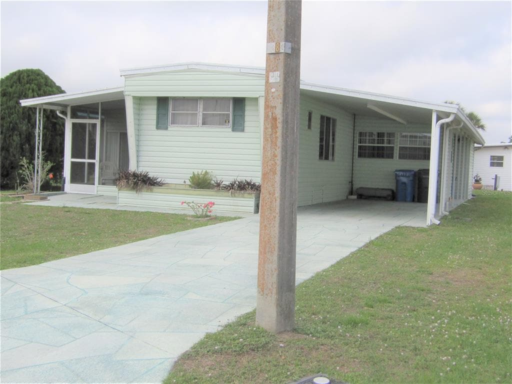 122 SAINT MARTINS WAY APOLLO BEACH, FL 33572