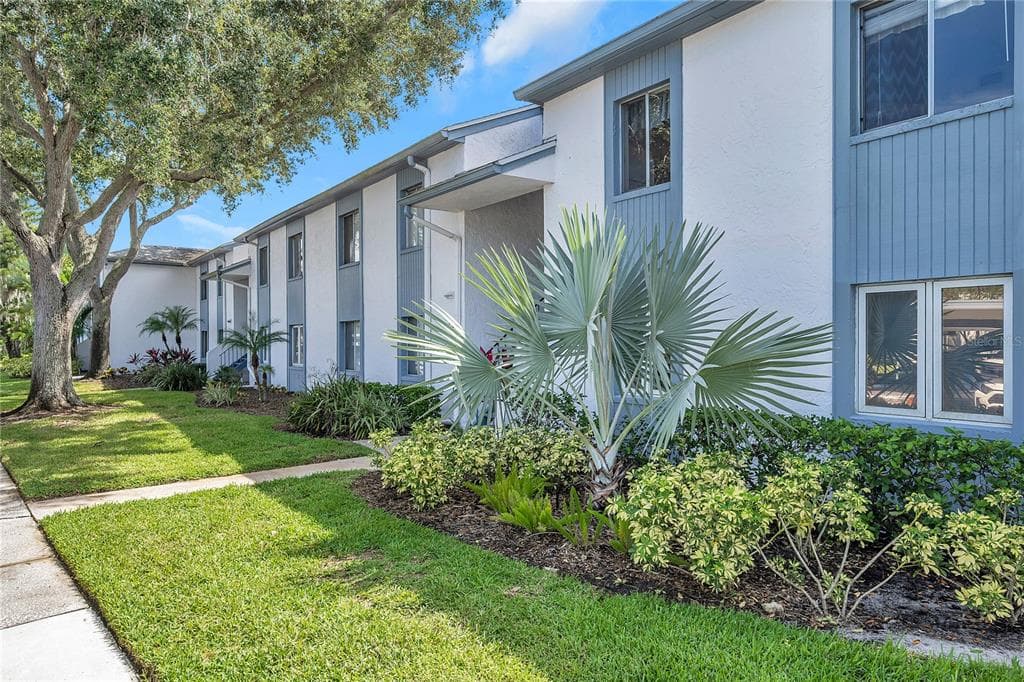 260 CYPRESS LANE UNIT 260