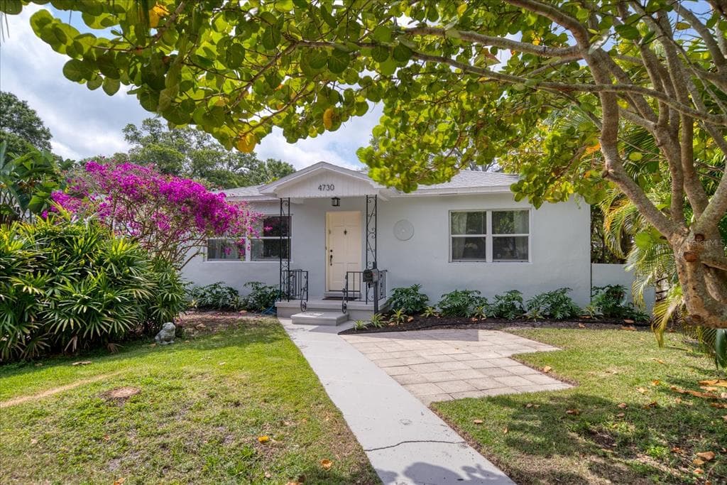 4730 BURLINGTON AVENUE N ST PETERSBURG, FL 33713