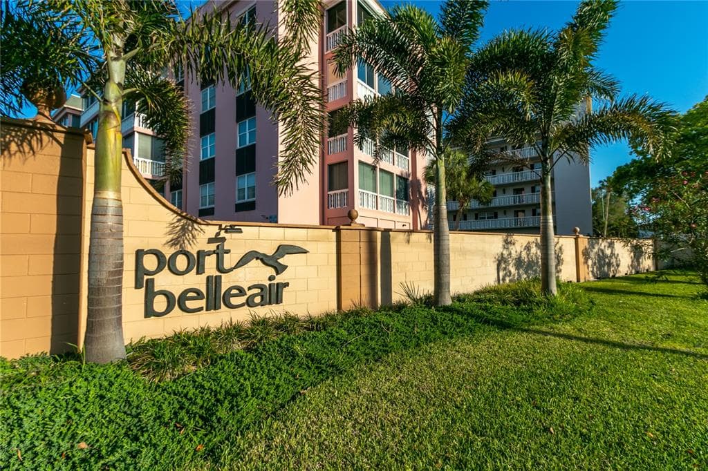 131 BLUFF VIEW DRIVE UNIT 303 BELLEAIR BLUFFS, FL 33770
