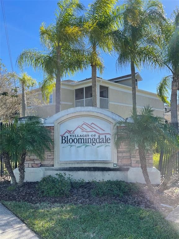 6020 PORTSDALE PLACE UNIT 201 RIVERVIEW, FL 33578