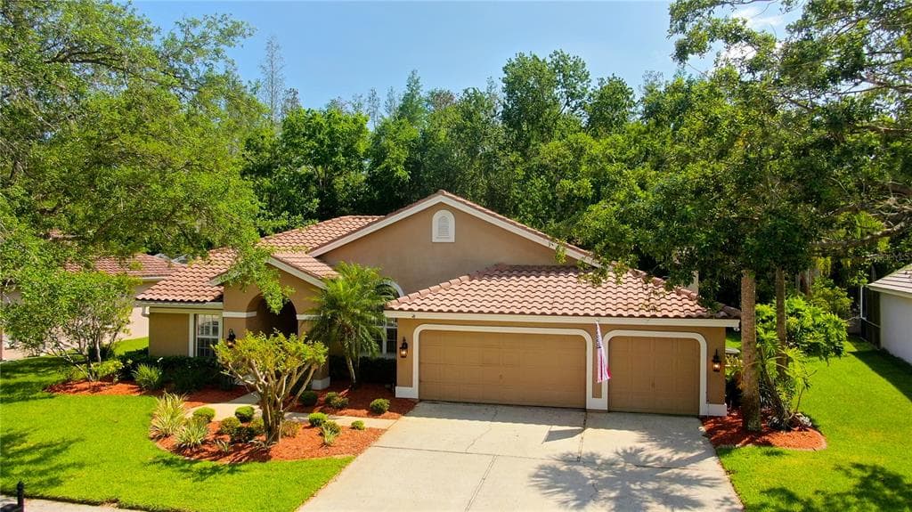 4950 POINTE CIRCLE OLDSMAR, FL 34677